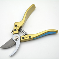 Couteau pliable de qualité industrielle en acier au carbone avec bord partiellement dentelé et pointe acérée pour le bricolage et les ciseaux de tailleur