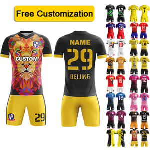 ชุดฟุตบอลแห้งเร็วพิมพ์ลายโลโก้และหมายเลขตามสั่ง สำหรับผู้ชาย นักเรียน เด็ก ทีมแข่งขัน ฝึกซ้อม ระบายอากาศได้ดี - Product Image 1