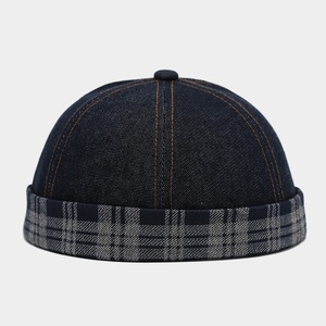 Nouvelle Arrivée HZM-26122 Casquette de Baseball Sans Visière Tendance Urbaine à Motif Écossais et Détails en Coton - Product Image 3