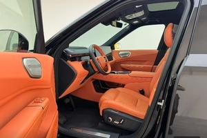 Lynk Co <span class=keywords><strong>900</strong></span> de Segunda Mano, <span class=keywords><strong>Modelo</strong></span> 2025, 1.5T Ultra Trim, 6 Plazas, Volante a la Izquierda, Automático, 4L, SUV Chino de Lujo Premium, Familiar, para Negocios y Viajes - Product Image 4