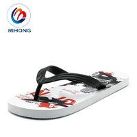 Tongs en PVC blanches personnalisées avec logo, taille adulte, mode estivale, prix de gros, fabriquées en Chine