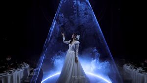 ไฟเลเซอร์ 3W RGB สีเต็มรูปแบบ สำหรับงานแต่งงาน ควบคุมผ่านแอพ ตัวเครื่องอะลูมิเนียม ควบคุมแบบไร้สาย <span class=keywords><strong>DMX512</strong></span> สำหรับงานปาร์ตี้อนิเมะ การแสดง สีขาว เขียว น้ำเงิน - Product Image 4