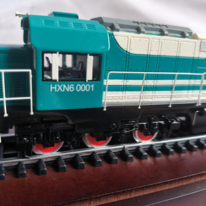 High-Detail Customizable Resin Train Model 3D <strong>Figurine</strong> 1:87 Scale <strong>Hand</strong>-painted High Quality Desktop Ornament Commercial Gift Art - Product Image 6