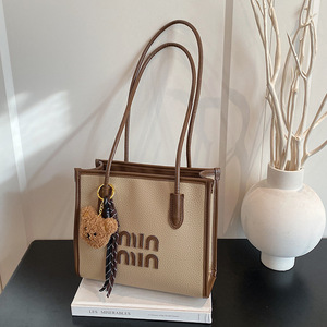 Bolso de hombro de lujo para mujer, elegante, moderno, versátil, para otoño e invierno - Product Image 4