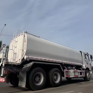 Camiones de agua de fabricación china, camiones rociadores diésel Howo, camiones de agua pesados - Product Image 4