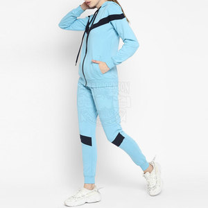Conjunto Deportivo de Alta Calidad para Mujer, con Capucha, Grueso, Personalizable, 100% Algodón Transpirable - Product Image 2