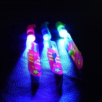 Jouets fléchettes lumineuses LED Blade Y pour enfants, jouets lumineux, lance-fléchettes volant avec sifflet sonore, hélicoptère LED