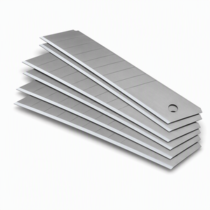 Lames de couteau utilitaire en titane à segmentement 13 segments, bord rectifié de précision, trou de montage standard, 10/50/100 pièces, OEM en vrac - Product Image 3
