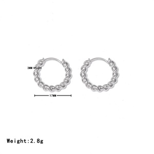 Boucles d'oreilles créoles torsadées en or 18 carats, non-ternissables, pour la vente en gros - Product Image 6
