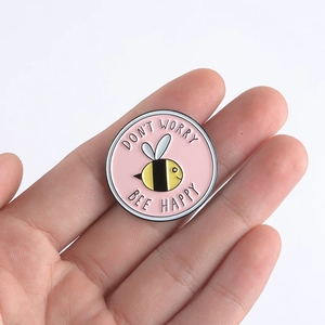 Broches et épingles en émail rondes roses en forme d'abeille, motif 'DON'T WORRY BEE HAPPY', pour enfants, épingles de revers, badges pour chemises et sacs, bijoux - Product Image 5