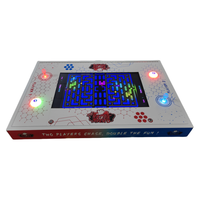 Machine de jeu vidéo de combat pour 2 joueurs avec boutons de joystick d'arcade et table carrée