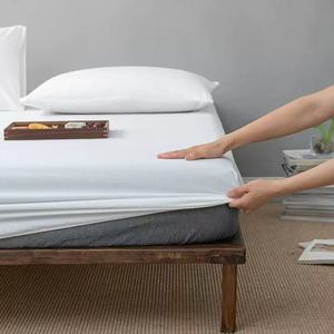 Vente en gros de tapis de lit en coton pur personnalisés directement fournis par le fabricant Couvre-lits et couvertures - Product Image 1