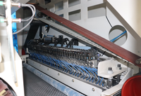 Machine à poncer à bande plate en bois industrielle avec moteur 18 kW Haute productivité pour panneaux peints audio