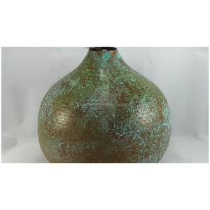 Jarrón de Flores de Hierro de Estilo Zen Asiático de Lujo y Alta Calidad, Martillado a Mano, Hecho a Mano, para Decoración del Día de los Inocentes, Uttar Pradesh - Product Image 5