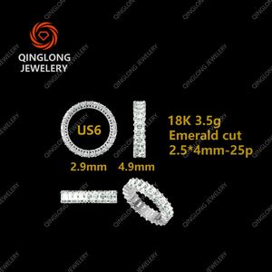 Anillo de Compromiso y Matrimonio de Diamantes Cultivados en Laboratorio con Corte Esmeralda en Oro de 18K IGI, Personalizable, Selecciones Destacadas - Product Image 5