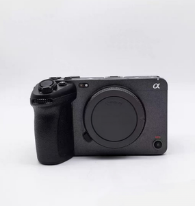 Caméra Cinéma Plein Format FX3A à Bon Prix avec Écran LCD 2,36 M Pixels Amélioré, Double Base ISO 800/12800, 4K 120p - Product Image 4