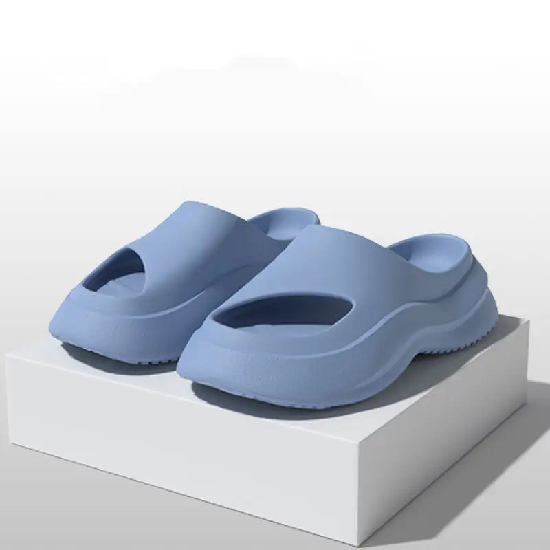 2022 New Style Slip-on Summer Beach Sandals for Women and Men Thick Sole Cloud Cushion Slide Clog