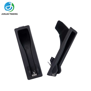 กล่องพลาสติกขนาดเล็กสำหรับใส่ปืนฉีดน้ำมัน JL0063 และโครงยึดปืนฉีดยูเรียสำหรับเครื่องเติมน้ำมัน - Product Image 1