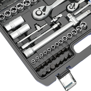 Ensemble d'outils Steeltreks, nouveau, 82 pièces, ensembles de réparation professionnels, outils à main pour la maison, avec boîte à outils en plastique - Product Image 4