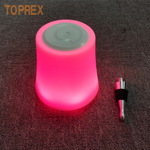 TOPREX 2026 新型ポータブルコードレス充電式ボトルランプ、柔軟な<span class=keywords><strong>3</strong></span>色調光機能付き、屋外パティオやピクニックの装飾に最適 - Product Image 2