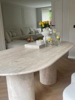 Table à manger en travertin WeiVibe, sur mesure, ovale, à double piétement, pour l'intérieur de la maison