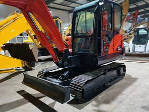 2020 Komatsu Mini pelle d'occasion DX60 6 tonnes pelle sur chenilles avec soupape hydraulique Kawasaki et moteur Cummins à vendre - Product Image 6