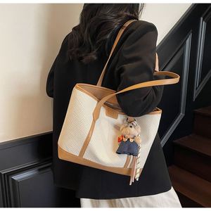 Bolso de Mano para Mujer Disponible en Varios Colores, Bolso Tote de Cuero de Gran Capacidad, Bolso de Mano Impermeable de PU - Product Image 5