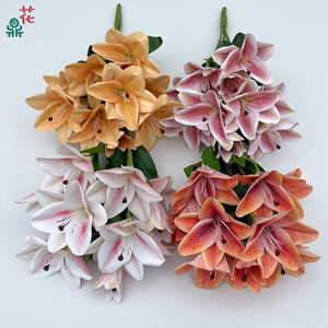 Flores de Seda Lily para Decoración de Bodas, Flores Artificiales Hechas a Mano, Resistentes al Agua, Arreglo de Ramo de Estilo Moderno - Product Image 1