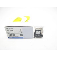 Komponen Otomasi Asli G7t-1112s Terlaris Sistem Plc Kontrol Terprogram Industri Baru Asli