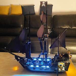 Modèle de bateau <span class=keywords><strong>pirate</strong></span> des Caraïbes en perles noires, jouet de construction en plastique, bateau à voile, ensemble de blocs de construction pour cadeau du Nouvel An - Product Image 3