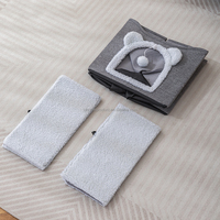Lit pour chat d'intérieur moderne en velours côtelé uni, griffoir, boule suspendue, accessoires écologiques toutes saisons