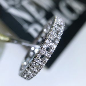 Anillo de Latón Chapado en Platino al por Mayor con Circonita AAA, Triple Hilera Pavé, Diseño Cuadrado, Precio de Fábrica, Bajo MOQ - Product Image 3