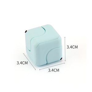 Tiktok Vente Chaude Carré Décompression Dés Cube Décompression Gyroscope Décompression Jouet Anti Stress Jouets pour Enfants - Product Image 4