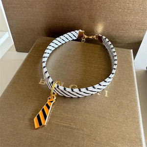 Collier de chien de luxe de haute qualité, ornement de cou d'animal familier collier de chaton décoratif sangle de cou de chiot collier réglable de chat de chien - Product Image 4