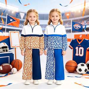 Conjuntos Deportivos Personalizados para Equipos de Fútbol, Sudadera con Cierre y Pantalones Rectos con Estampado de Leopardo para Niñas, Ropa al por Mayor para Boutiques - Product Image 1