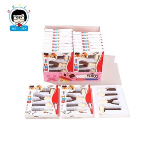 Usine directe OEM Mini pistolet <span class=keywords><strong>en</strong></span> forme de bonbons au <span class=keywords><strong>chocolat</strong></span> collation au <span class=keywords><strong>chocolat</strong></span> sucré pour les enfants - Product Image 1