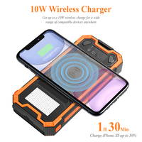 Banco de energía solar inalámbrico con luz para acampar de alta capacidad de 10000mAh con función de logotipo de salida de 10W y embalaje de caja de enchufe