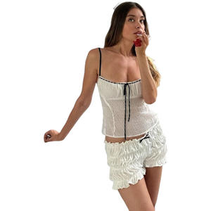 Nuevo estilo de ropa de verano para <span class=keywords><strong>mujer</strong></span>, pantalones cortos plisados dulces y frescos para hongos, traje, tirantes, correas con lazo, ajustados, novedad de 2017 - Product Image 5