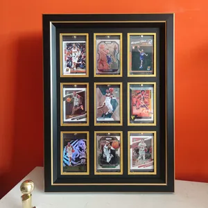 Cadre de présentation mural en bois massif avec logo personnalisé pour cartes Pokémon TCG, Yu-Gi-Oh, cartes de sport et cartes PSA. - Product Image 1
