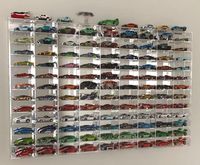 Offres Spéciales clair 108 compartiment boîte d'allumettes roues acrylique vitrine moulé sous pression modèle voitures acrylique mur armoire support vitrine