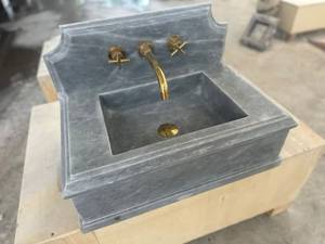 Lavabo de Mármol Gris para Montar en la Pared, Lavabo de Baño de Piedra Natural Hecho a Mano con Revestimiento, Acabado Pulido/Afilado Duradero - Product Image 1