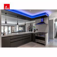 Mini meubles de cuisine modernes et élégants d'Allandcabinet Armoires de bar en laque noire en forme de L avec poignées en bois MDF pour la maison