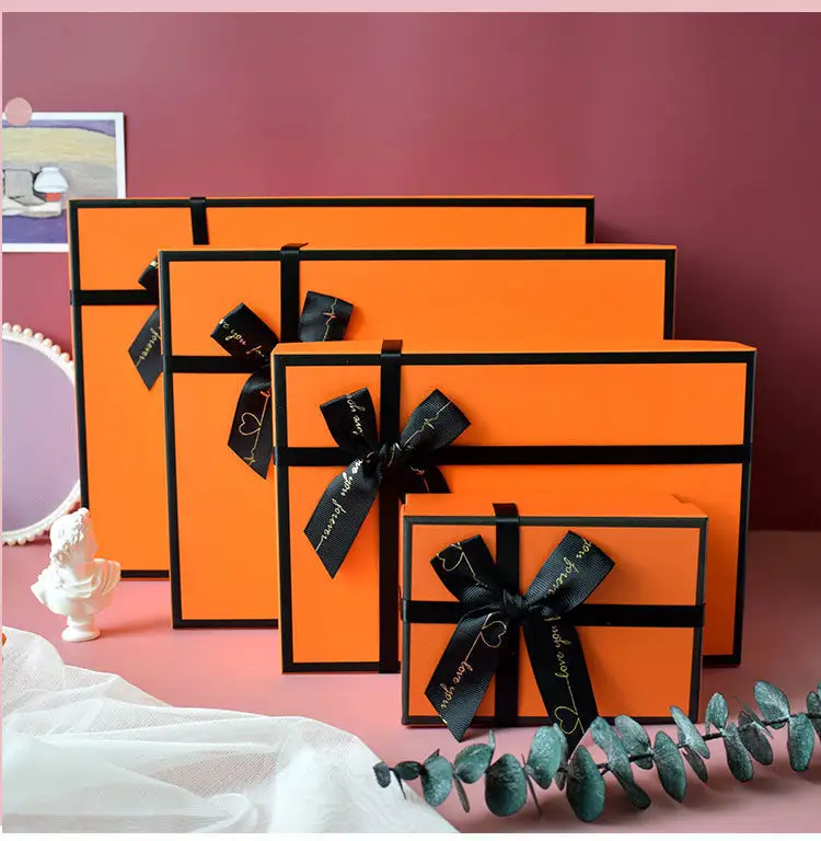 Hot Sale Ribbons Gift Paper Packing Boxes Clothes Paper Gift Box Luxury Clothing Packaging