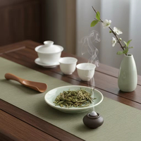 Thé vert Longjing de qualité supérieure pour les connaisseurs, riche en polyphénols antioxydants, provenant de la région de la montagne de Shifeng.