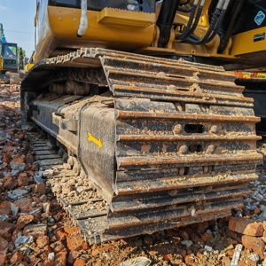 Pelle sur chenilles Caterpillar 20 tonnes CAT320D d'occasion avec moteur et pompe Machines à bas prix pour rapport et inspection vidéo fournie - Product Image 5
