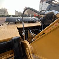Caterpillar 325D2L : Faible coût, faible nombre d'heures, haute qualité, forte adaptabilité au terrain, faible consommation de carburant