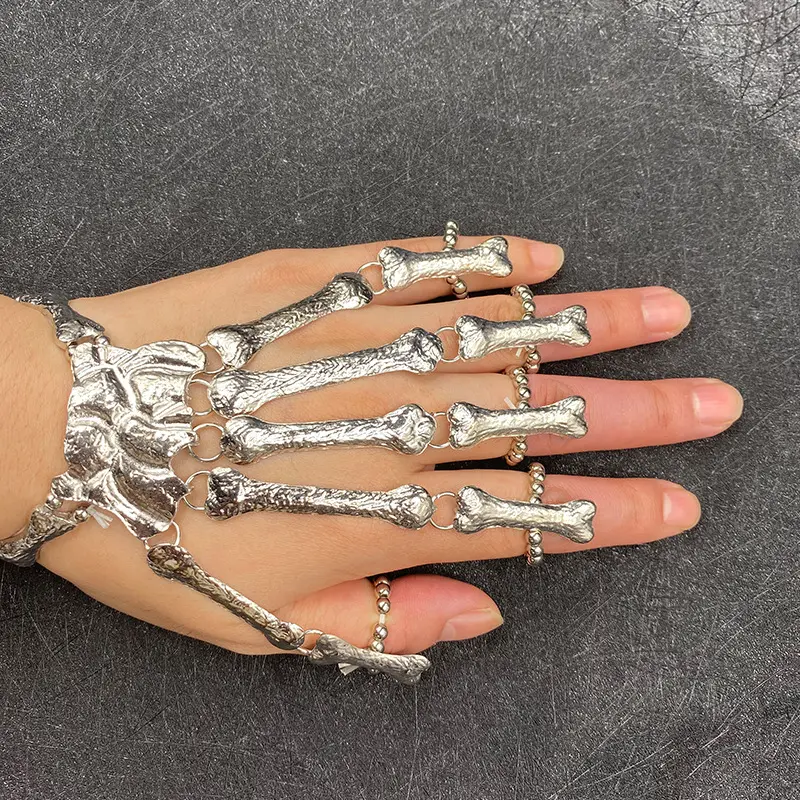 Halloween Armband für Frauen Gothic Punk Hand Schädel Skelett Elastizität verstellbare Armband Armreifen Femme Party Accessori