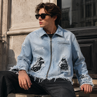 Fabricant de vestes sur mesure, veste en denim bleu clair délavé pour homme, ourlet brut, imprimé graphique, fermeture éclair, streetwear urbain