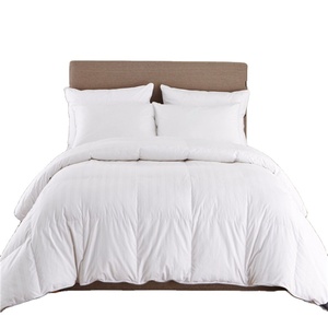 Service de Commande OEM Importante 2025 – <span class=keywords><strong>Couette</strong></span> Matelassée Jacquard Rayée 100% Coton Respirante 300T, <span class=keywords><strong>90</strong></span>% <span class=keywords><strong>Duvet</strong></span> d'<span class=keywords><strong>Oie</strong></span>, Puissance de Remplissage 550 - Product Image 1