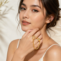 Bague double en laiton plaqué or avec chaîne connectée et pampille, anneaux à pièces pour femme, bijoux de luxe avec bande en zircon, bague à deux doigts reliés